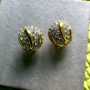 Gorgeous Vintage earrings